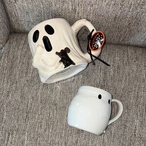 Ghost mug and little mummy mug NWOT